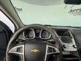 Used 2016 Chevrolet Equinox LT image 2