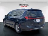 Used 2021 Chrysler Pacifica Touring-L image 5