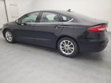Used 2019 Ford Fusion SE image 3