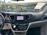 Used 2023 Chrysler Voyager LX image 3