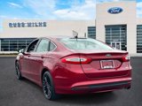 Used 2016 Ford Fusion SE w/ Equipment Group 202A image 4