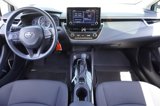 Used 2022 Toyota Corolla LE image 2