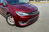 Used 2020 Chrysler Pacifica Touring-L image 4