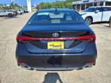 Used 2022 Toyota Avalon XLE image 4