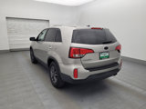 Used 2015 Kia Sorento LX image 5