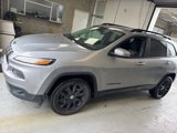 Used 2014 Jeep Cherokee Altitude image 2