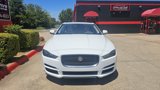 Used 2019 Jaguar XE image 5