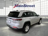 New 2025 Jeep Grand Cherokee Laredo image 5