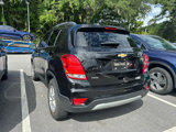 Used 2022 Chevrolet Trax LT w/ LT Convenience Package image 2