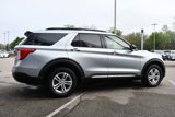 Used 2022 Ford Explorer XLT w/ Equipment Group 202A image 6