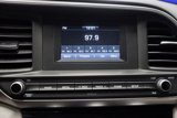 Used 2019 Hyundai Elantra SE image 3
