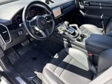 Used 2022 Porsche Cayenne S Platinum image 4