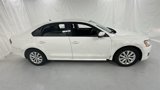 Used 2013 Volkswagen Passat 2.5 S image 2
