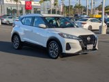 Certified 2022 Nissan Kicks SV image 3