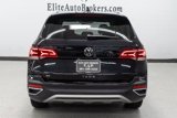 Used 2022 Volkswagen Taos SE w/ Panoramic Sunroof Package image 4