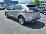 Used 2024 Ford Edge SEL image 3