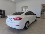 Used 2017 Chevrolet Cruze LT image 3