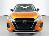 Used 2023 Nissan Kicks SV image 2