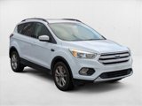 Used 2018 Ford Escape SE image 3