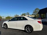 Used 2012 Toyota Camry SE image 5