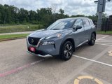 Used 2022 Nissan Rogue Platinum image 3
