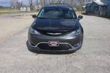 Used 2017 Chrysler Pacifica Touring-L Plus image 3