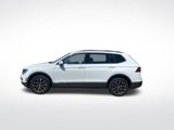 Used 2021 Volkswagen Tiguan SE w/ Panoramic Sunroof Package image 4