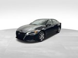 Used 2024 Nissan Altima 2.5 S image 5