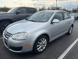 Used 2010 Volkswagen Jetta SE image 2