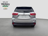 Used 2017 Toyota Highlander Plus image 5