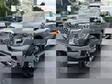 Used 2017 Nissan Titan SL image 3