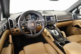 Used 2016 Porsche Cayenne image 2