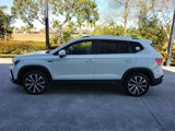 Used 2023 Volkswagen Taos SE w/ Panoramic Sunroof Package image 6