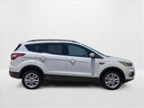 Used 2017 Ford Escape SE w/ Equipment Group 201A image 4