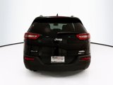 Used 2017 Jeep Cherokee Latitude image 5