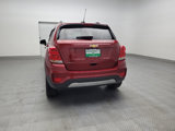 Used 2020 Chevrolet Trax LT w/ LT Convenience Package image 6