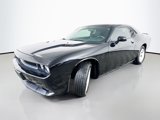 Used 2014 Dodge Challenger SXT image 3