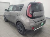 Used 2017 Kia Soul + image 5
