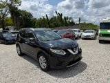 Used 2015 Nissan Rogue SV image 2