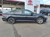 Used 2021 Volkswagen Jetta R-Line image 2