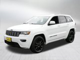 Used 2020 Jeep Grand Cherokee Altitude image 3