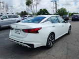 Used 2021 Nissan Altima 2.5 SV w/ SV Premium Package image 3