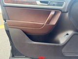 Used 2012 Volkswagen Touareg TDI image 6