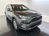 Used 2020 Toyota RAV4 XLE Premium image 4