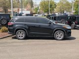 Used 2015 Toyota Highlander XLE image 4