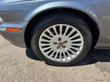Used 2007 Jaguar XJ8 L image 5