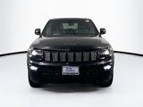 Used 2022 Jeep Grand Cherokee Laredo X image 2