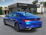 Certified 2023 Hyundai Elantra SEL w/ Preferred Accessory Package image 5