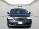 Used 2016 Chrysler Town & Country Touring image 2