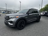 Used 2022 Ford Explorer XLT image 3